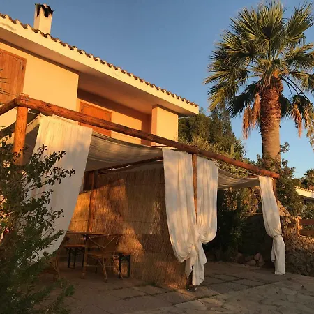 Art Villa Orchidee Piscina Con Vista Mare - Sardegna Capitana