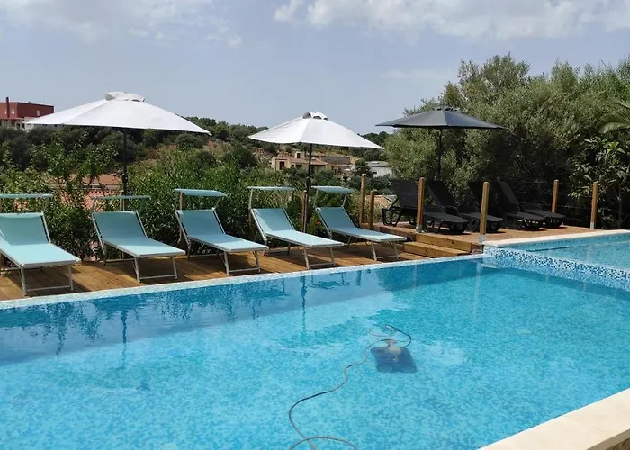 Сasa de vacaciones Art Orchidee Piscina Con Vista Mare - Sardegna